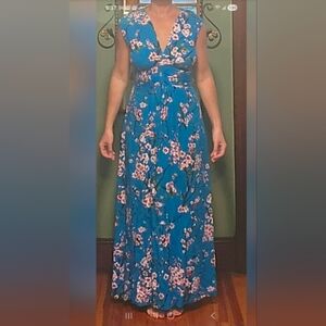Blue Floral V-Neck Maxi Dress